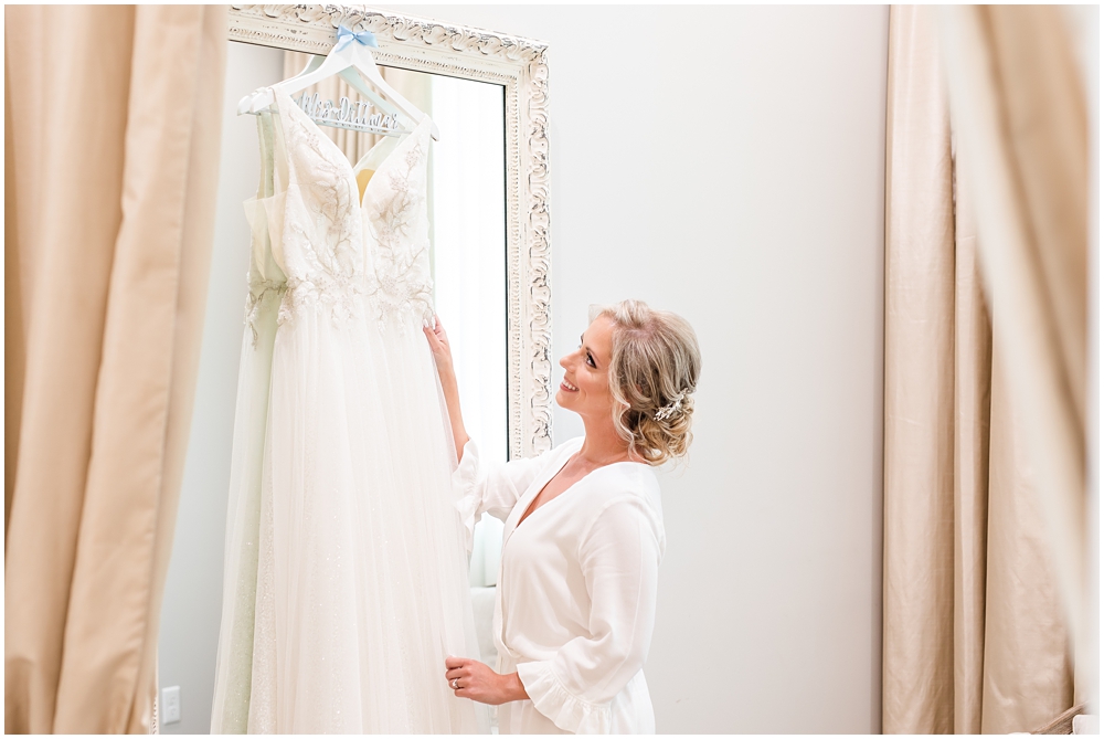 Bride getting ready in bridal suite at Harborside Chapel